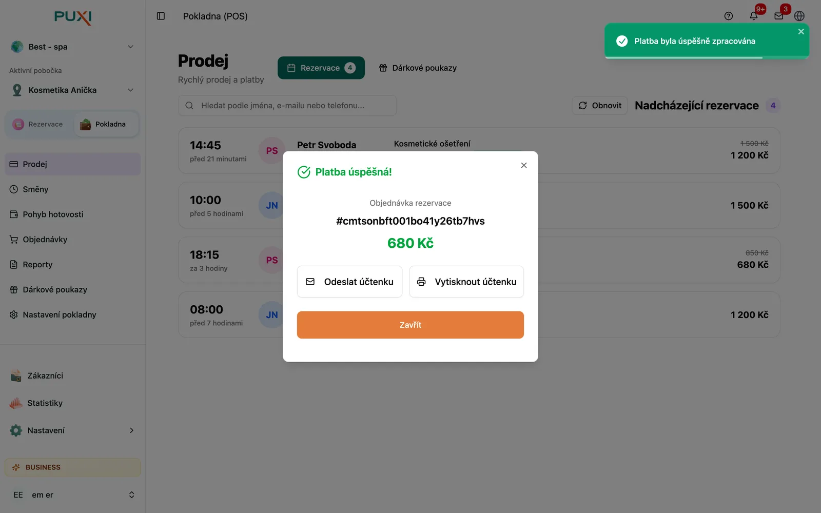 Dialog Platba úspěšná s tlačítky Odeslat účtenku a Vytisknout účtenku